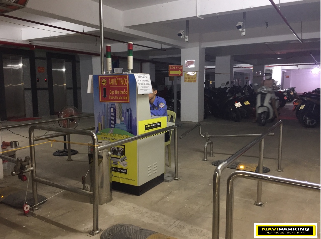  Máy giữ xe Navi Parking 